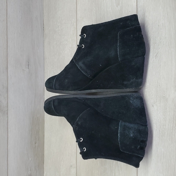 Toms Women Comfort Desert Suede Ankle Wedge Booties Lace up shoes sz 9.5 - Picture 6 of 9